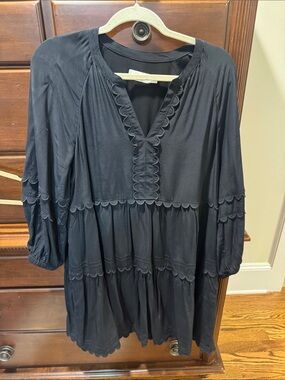 Vineyard Vines Black Tiered Scallop-Trim Dress